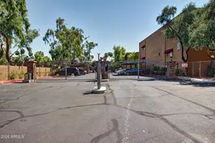 2625 E Indian School Rd, Phoenix, AZ 85016 - Photo 58