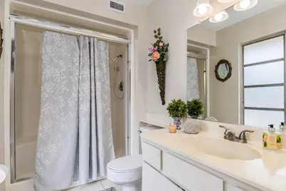 10441 W Burns Drive, Sun City, AZ 85351 - Photo 8