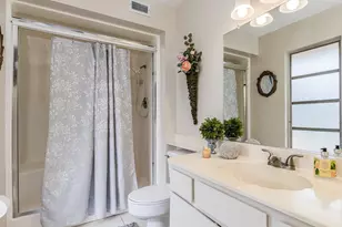 10441 W Burns Dr, Sun City, AZ 85351 - Photo 8