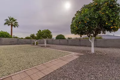 10441 W Burns Drive, Sun City, AZ 85351 - Photo 20