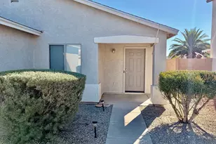 5989 E Sunrise Cir, Florence, AZ 85132 - Photo 2