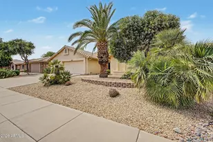 8456 W Rockwood Dr, Peoria, AZ 85382 - Photo 6