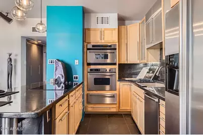 207 W Clarendon Avenue #G18, Phoenix, AZ 85013 - Photo 8