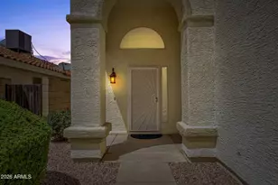 1210 E Helena Dr, Phoenix, AZ 85022 - Photo 2