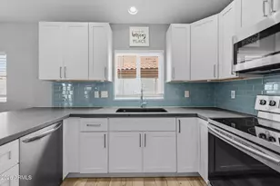 100 S Sandstone St, Gilbert, AZ 85296 - Photo 8
