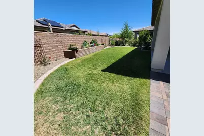 4527 Charro Court, Wickenburg, AZ 85390 - Photo 4