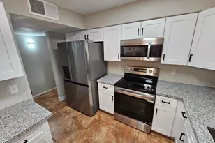 8702 W Pinnacle Peak Rd, Peoria, AZ 85383 - Photo 4