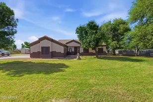 4881 E Rogers Ln, San Tan Valley, AZ 85140 - Photo 14