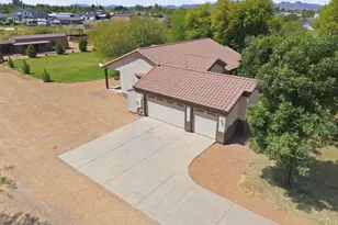 4881 E Rogers Ln, San Tan Valley, AZ 85140 - Photo 4