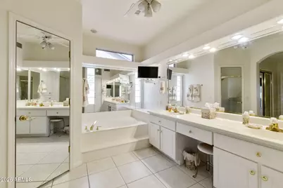 9505 E Sunridge Drive, Sun Lakes, AZ 85248 - Photo 32