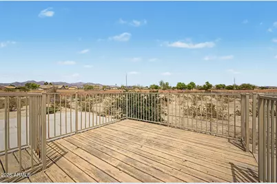 22202 W Hilton Avenue, Buckeye, AZ 85326 - Photo 2