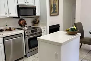 1833 E Bluefield Ave, Phoenix, AZ 85022 - Photo 4