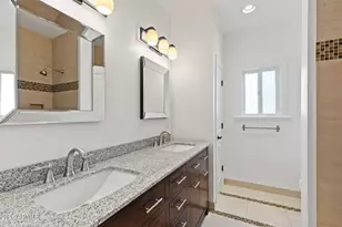 1501 E Earll Dr, Phoenix, AZ 85014 - Photo 28