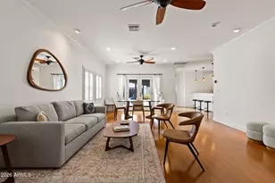 1501 E Earll Dr, Phoenix, AZ 85014 - Photo 8