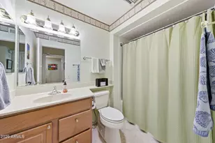 10102 W Highwood Ln, Sun City, AZ 85373 - Photo 20