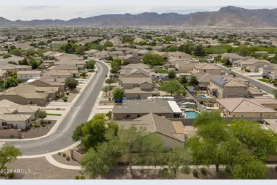 18302 W Georgia Avenue, Litchfield Park, AZ 85340 - Photo 30