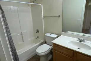 1522 W Lynne Ln, Phoenix, AZ 85041 - Photo 6