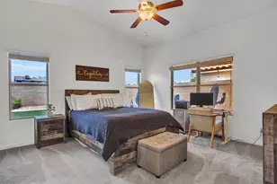 8010 W Shaw Butte Dr, Peoria, AZ 85345 - Photo 20
