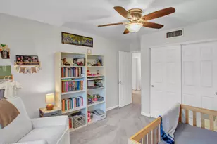 8010 W Shaw Butte Dr, Peoria, AZ 85345 - Photo 26
