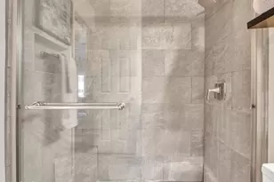 8010 W Shaw Butte Dr, Peoria, AZ 85345 - Photo 28