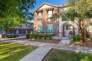 2726 S Equestrian Dr, Gilbert, AZ 85295 - Photo 2