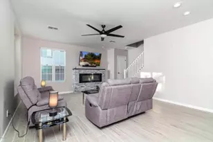 2726 S Equestrian Dr, Gilbert, AZ 85295 - Photo 6