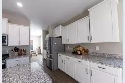 37830 W Santa Barbara Avenue, Maricopa, AZ 85138 - Photo 8