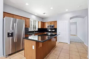 44228 W McClelland Dr, Maricopa, AZ 85138 - Photo 6