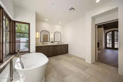 8306 N Merion Way, Paradise Valley, AZ 85253 - Photo 30