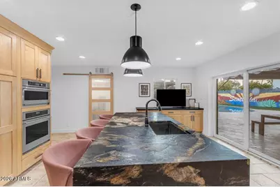 6802 E Paradise Parkway, Scottsdale, AZ 85251 - Photo 24