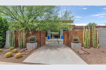 4912 N 45th Street, Phoenix, AZ 85018 - Photo 2