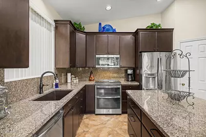 6314 W Hill Lane, Glendale, AZ 85310 - Photo 20