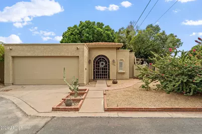 1341 E Gardenia Drive, Phoenix, AZ 85020 - Photo 1