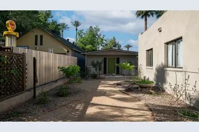 20 W Medlock Drive, Phoenix, AZ 85013 - Photo 2