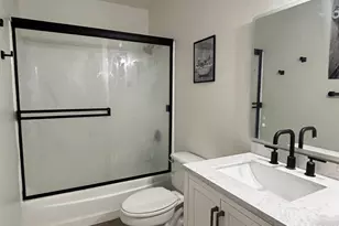 1600 E Laguna Dr, Tempe, AZ 85282 - Photo 10