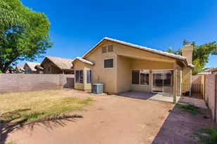 139 W Oxford Ln, Gilbert, AZ 85233 - Photo 28