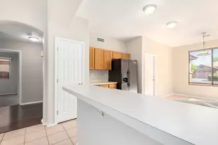 139 W Oxford Ln, Gilbert, AZ 85233 - Photo 14