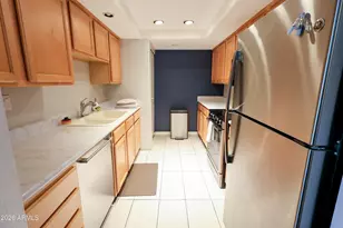 10444 N 69th St, Paradise Valley, AZ 85253 - Photo 6