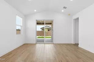7927 N 77th Ave, Glendale, AZ 85303 - Photo 10