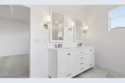 7927 N 77th Avenue, Glendale, AZ 85303 - Photo 24