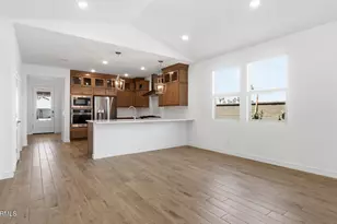 7927 N 77th Ave, Glendale, AZ 85303 - Photo 6