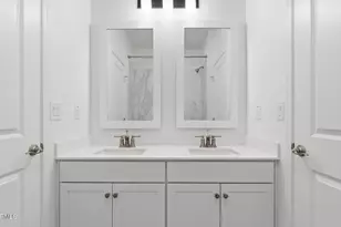 7927 N 77th Ave, Glendale, AZ 85303 - Photo 20