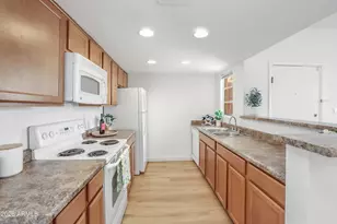 1125 E Broadway Rd, Tempe, AZ 85282 - Photo 14