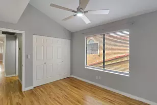 5640 E Bell Rd, Scottsdale, AZ 85254 - Photo 26