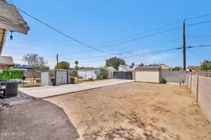 1926 W Holly St, Phoenix, AZ 85009 - Photo 34