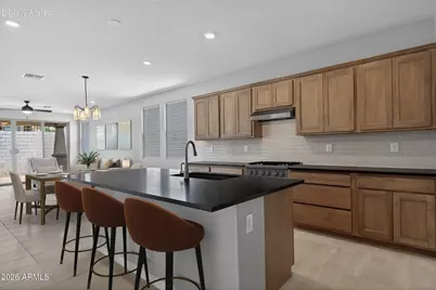 15748 W Voltaire Street, Surprise, AZ 85379 - Photo 6