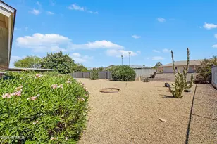 9726 W Hutton Dr, Sun City, AZ 85351 - Photo 38