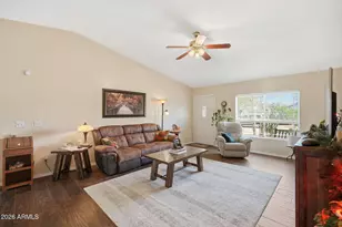 9989 W Camelia Dr, Arizona City, AZ 85123 - Photo 8