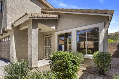 4052 E Abraham Lane, Phoenix, AZ 85050 - Photo 2