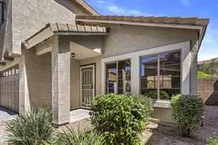 4052 E Abraham Ln, Phoenix, AZ 85050 - Photo 2